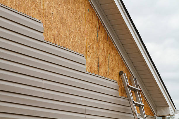 24/7 Emergency Vinyl Siding experts in Mechanicstown, OH